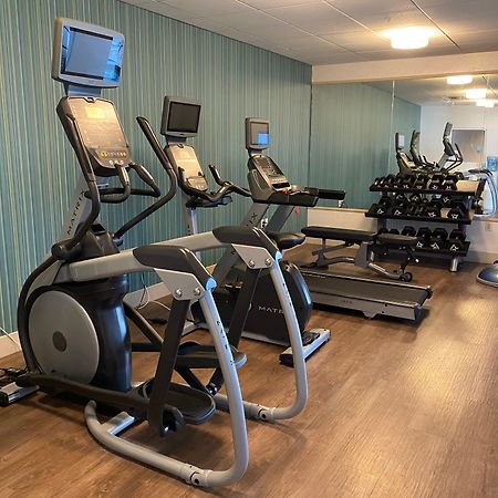 Holiday Inn Express & Suites Indianapolis North - Carmel By Ihg Экстерьер фото