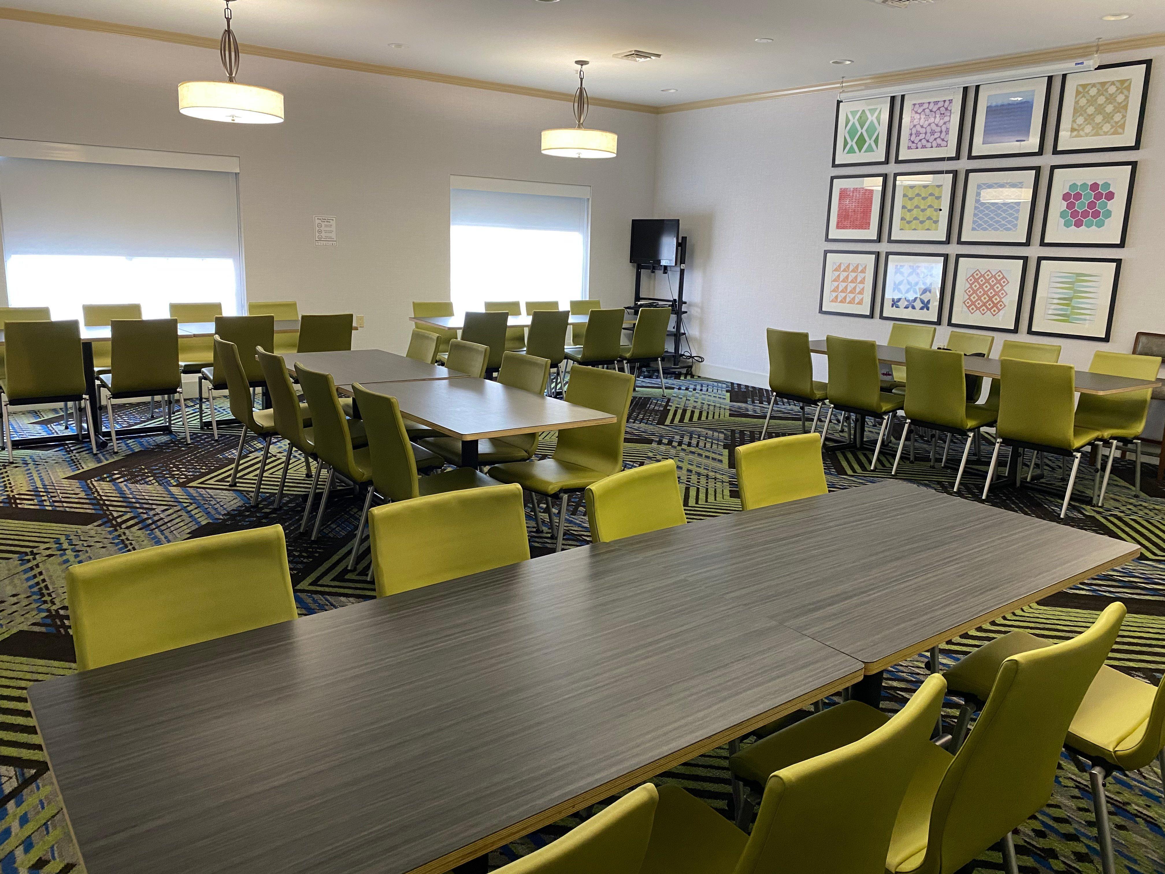 Holiday Inn Express & Suites Indianapolis North - Carmel By Ihg Экстерьер фото