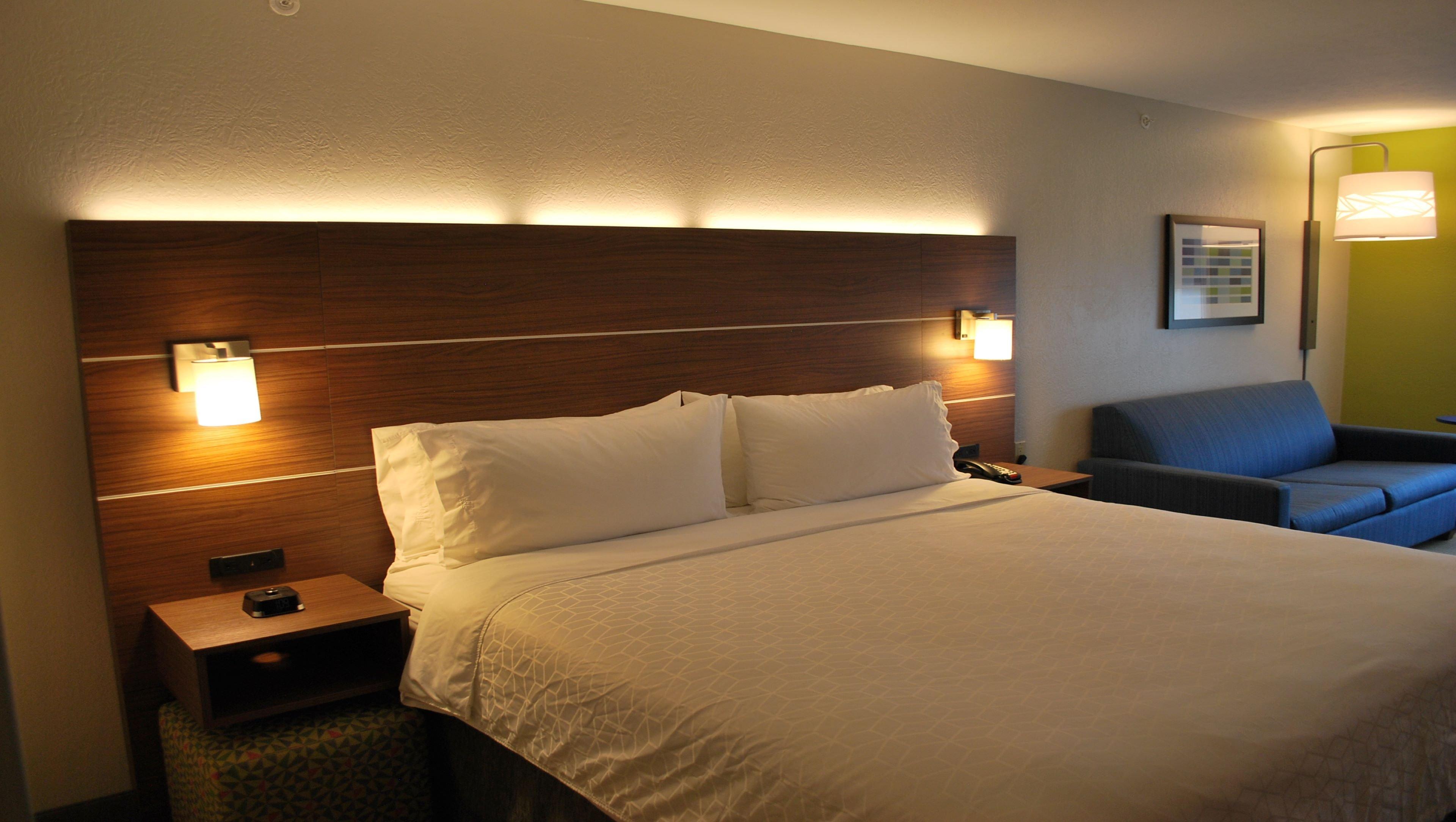 Holiday Inn Express & Suites Indianapolis North - Carmel By Ihg Экстерьер фото