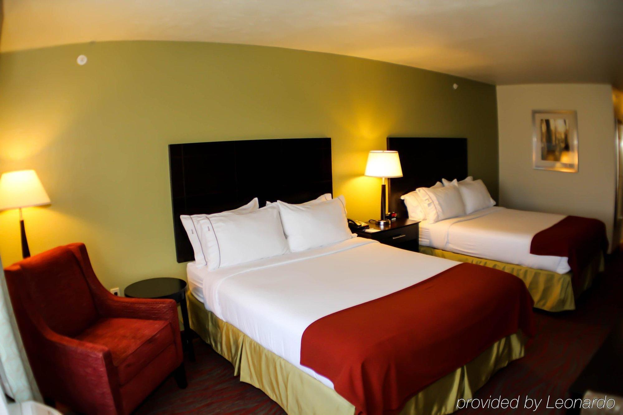Holiday Inn Express & Suites Indianapolis North - Carmel By Ihg Экстерьер фото