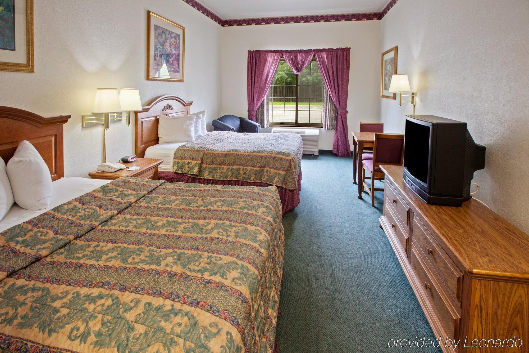 Holiday Inn Express & Suites Indianapolis North - Carmel By Ihg Экстерьер фото