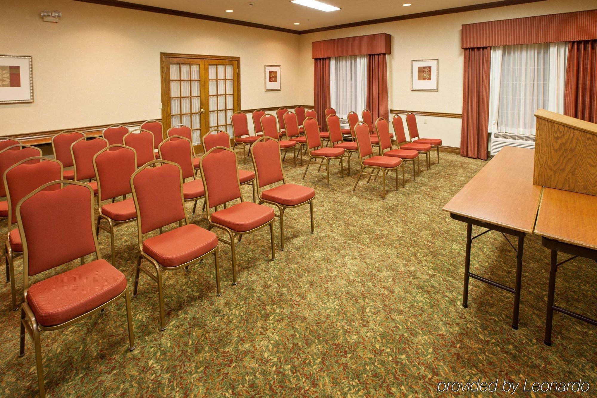 Holiday Inn Express & Suites Indianapolis North - Carmel By Ihg Экстерьер фото