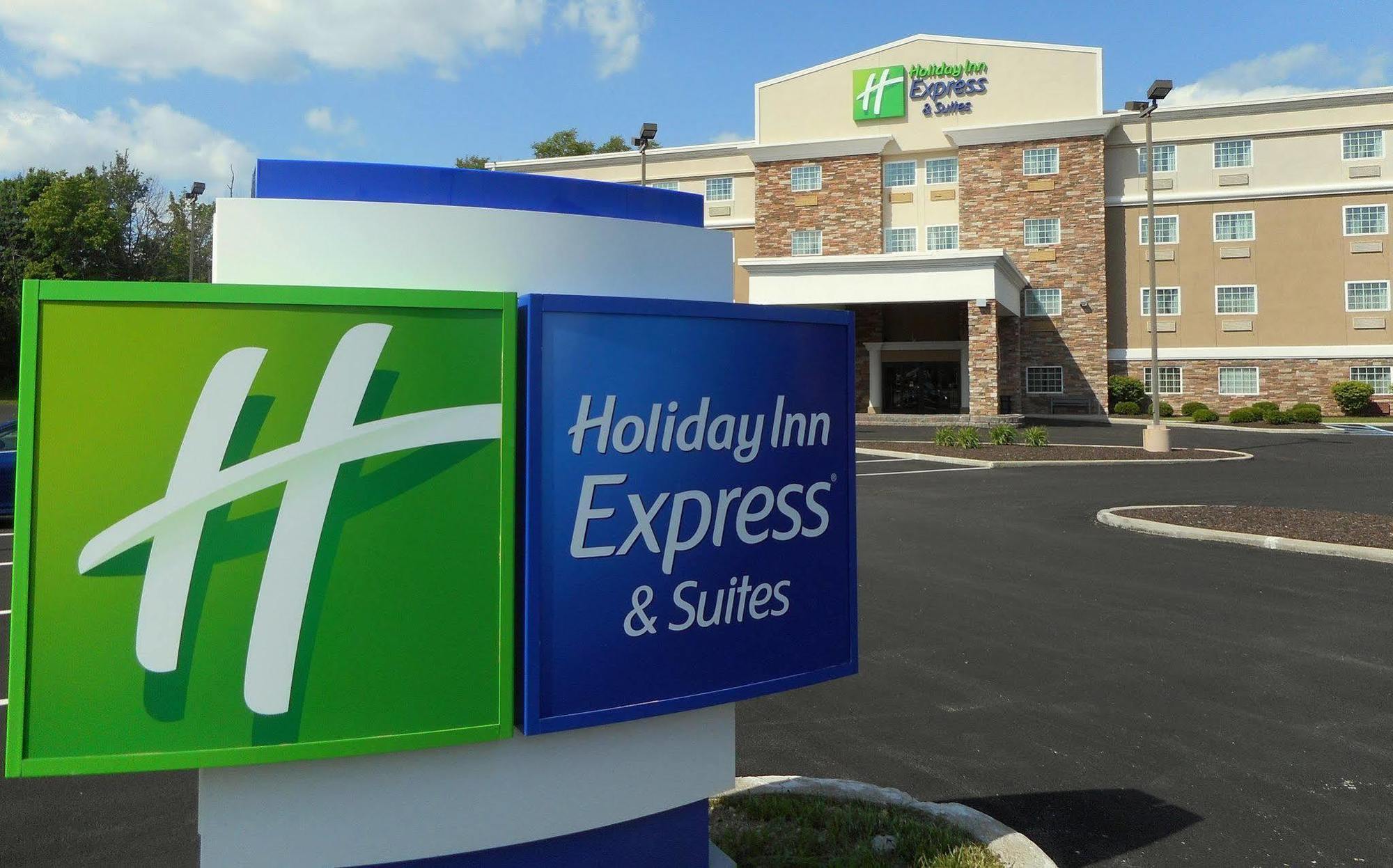Holiday Inn Express & Suites Indianapolis North - Carmel By Ihg Экстерьер фото