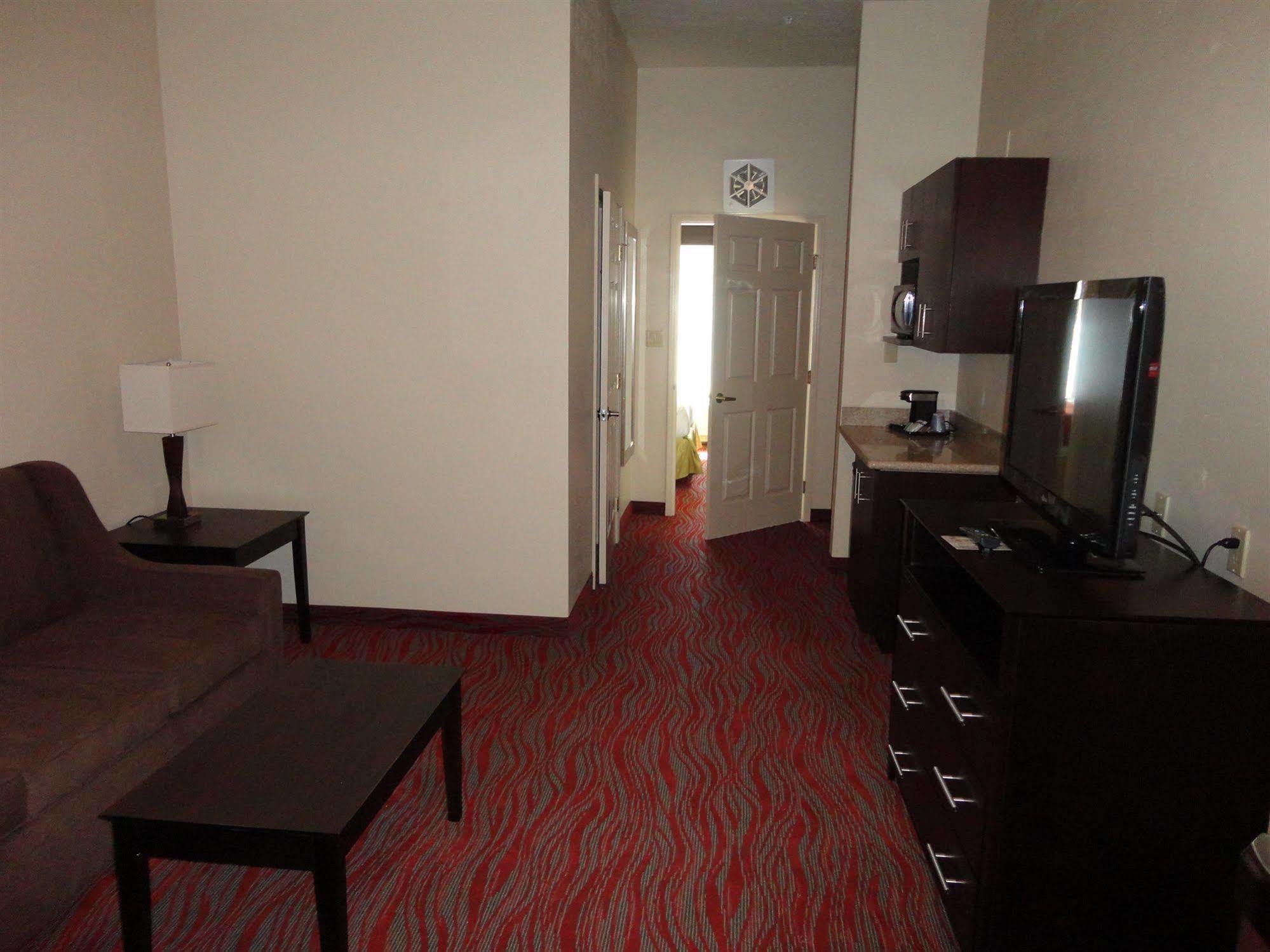 Holiday Inn Express & Suites Indianapolis North - Carmel By Ihg Экстерьер фото