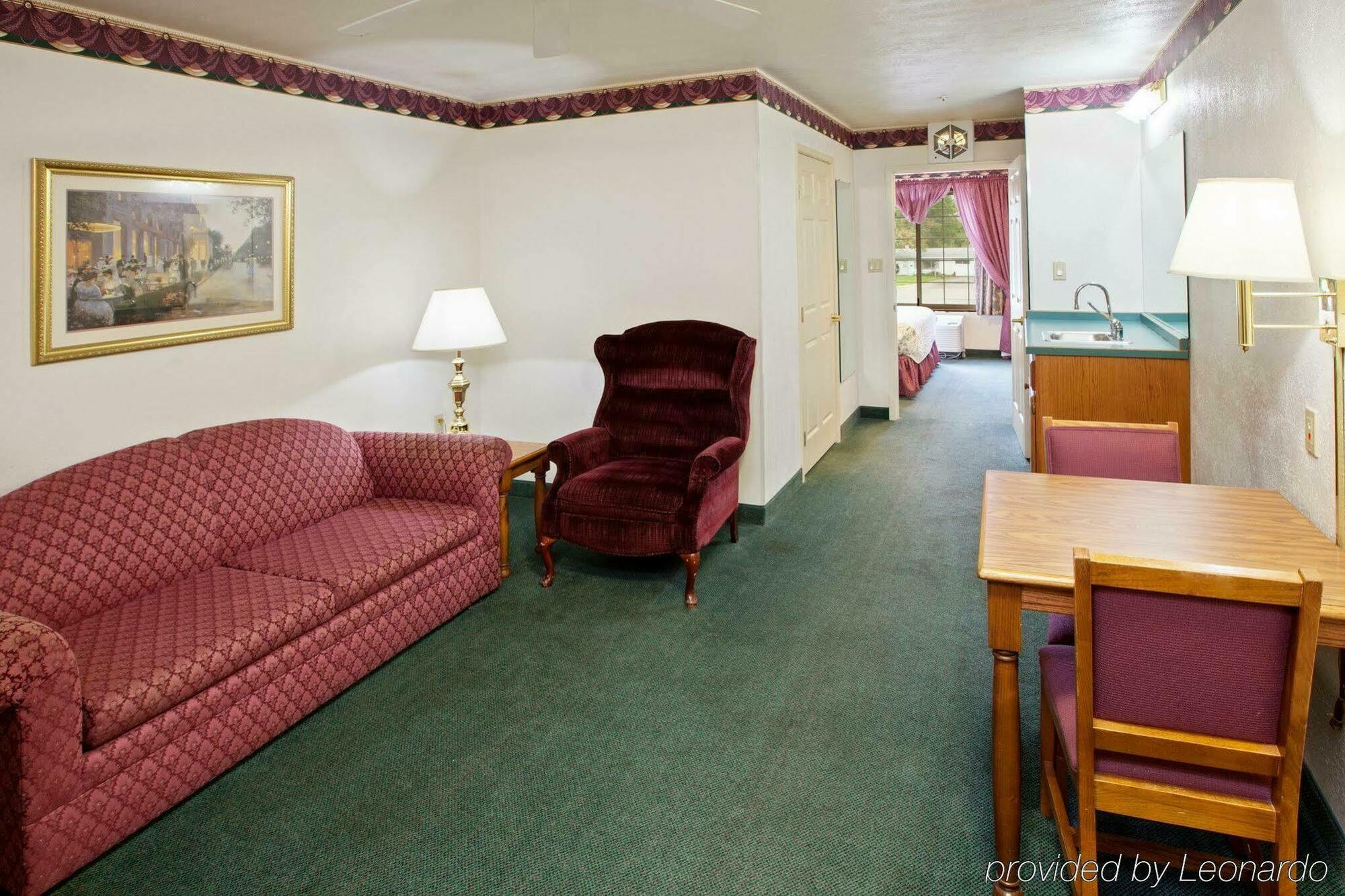 Holiday Inn Express & Suites Indianapolis North - Carmel By Ihg Экстерьер фото